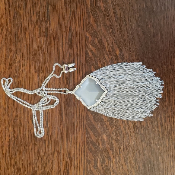 Kendra Scott Kingston Adjustable Pendant Necklace in Slate Cat's Eye - Picture 2 of 12